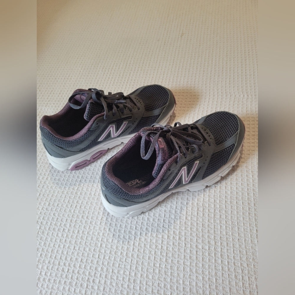 New Balance Gray and Purple Sneakers - Picture 5 of 9